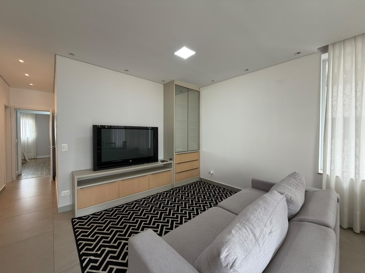 Apartamento com 3 Quartos, 116m² e 2 Vagas na Zona 07 - Maringá/PR