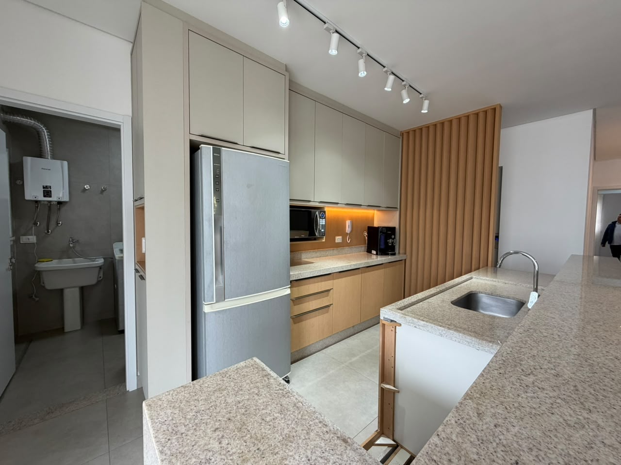 Apartamento com 3 Quartos, 116m² e 2 Vagas na Zona 07 - Maringá/PR