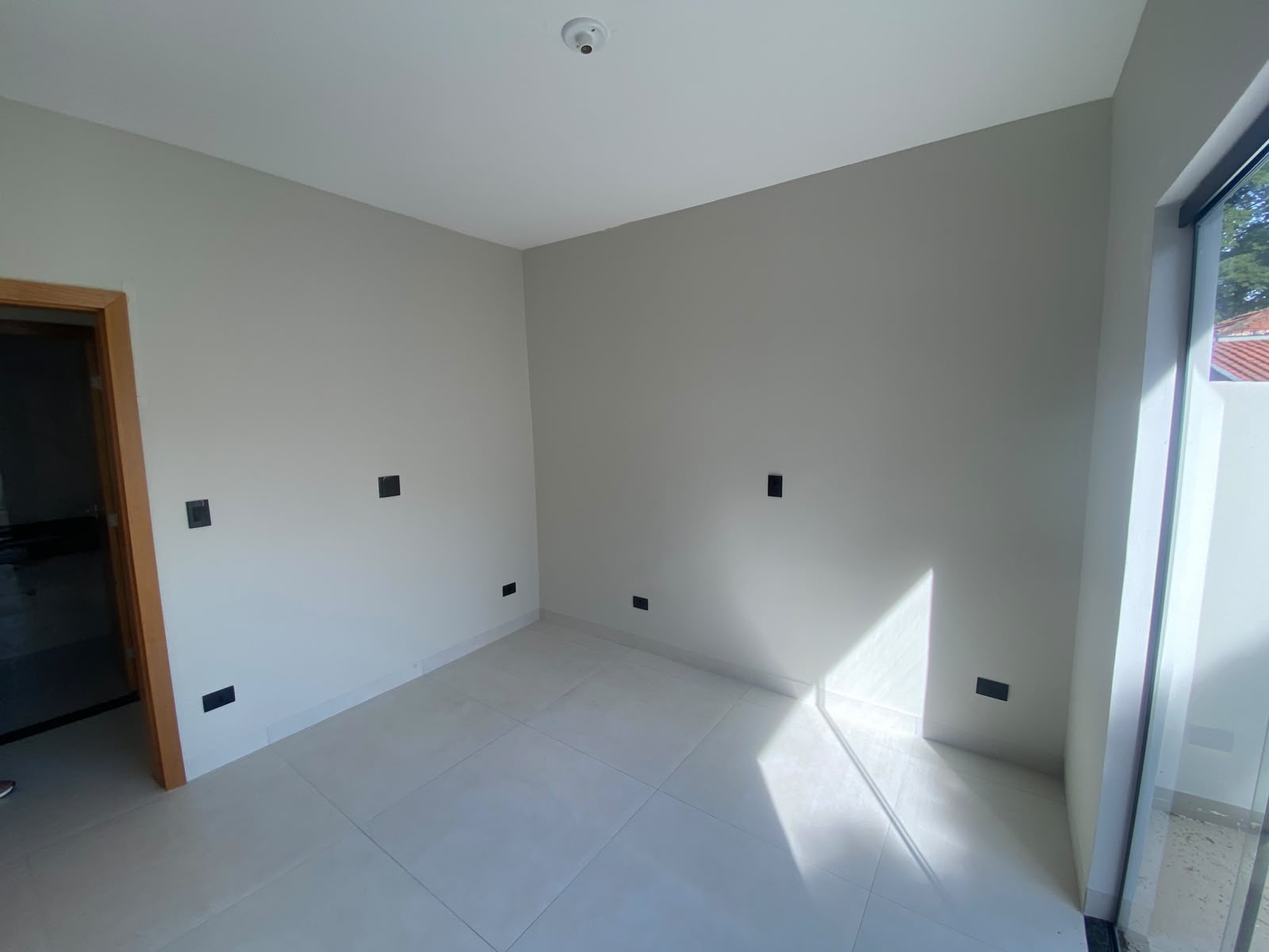 Sobrado com 4 Quartos e 130 m² no Jardim Montreal - Maringá/PR