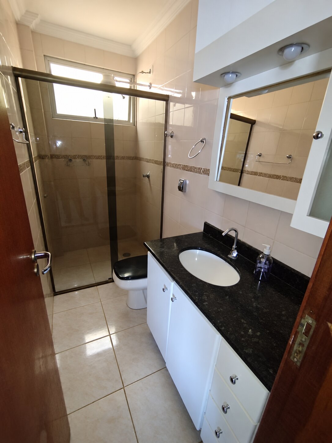 🏡 APARTAMENTO MOBILIADO PARA LOCAÇÃO | 3 QUARTOS E 2 VAGAS NA ZONA 07 ✨