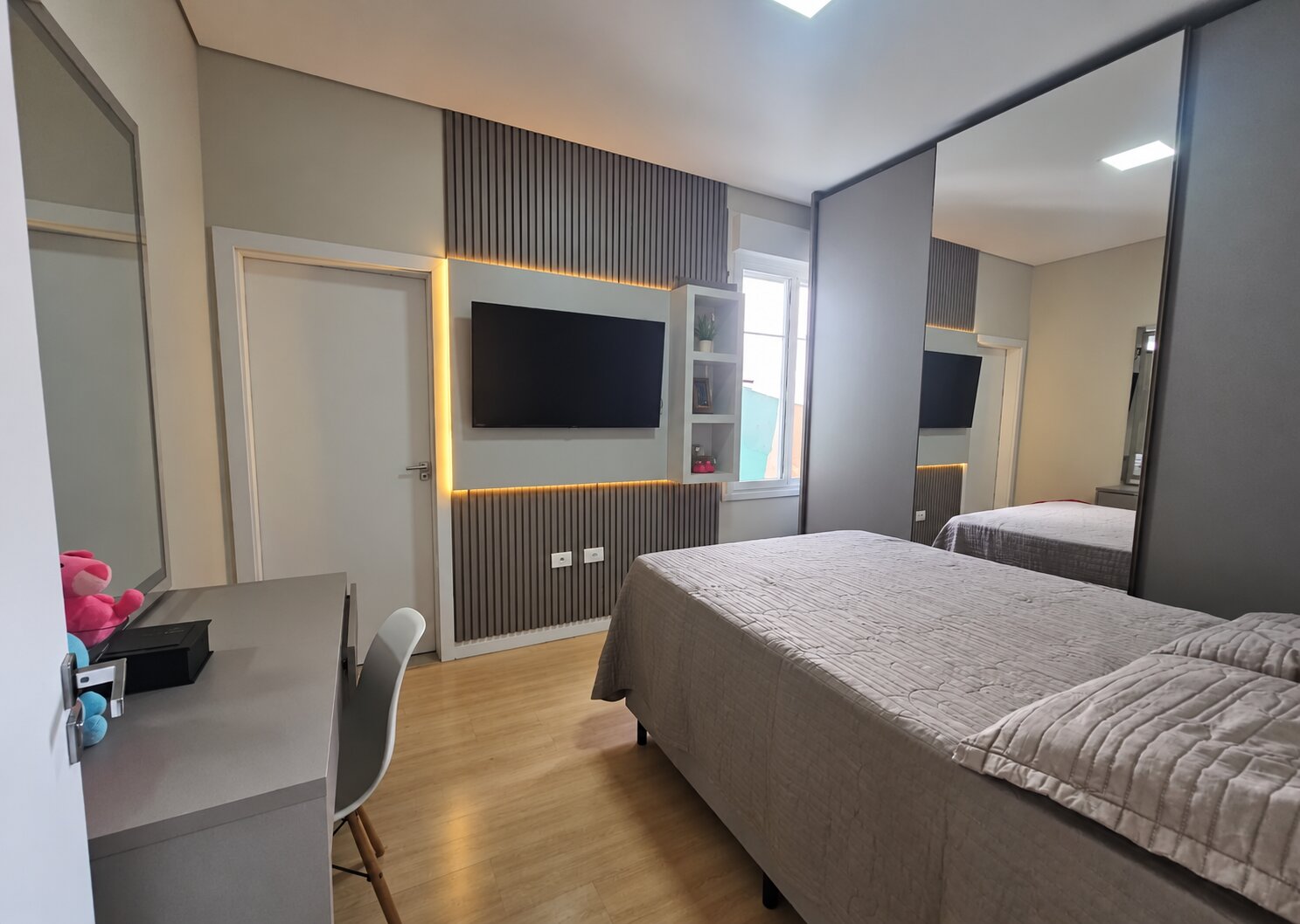 Casa com 3 Quartos, 276 m² à Venda no Jardim São Conrado - Maringá/PR
