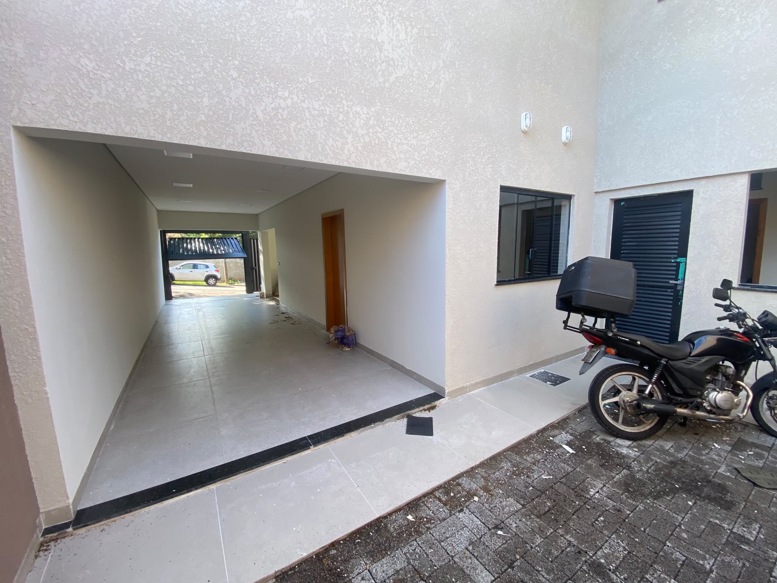 Sobrado com 4 Quartos e 130 m² no Jardim Montreal - Maringá/PR
