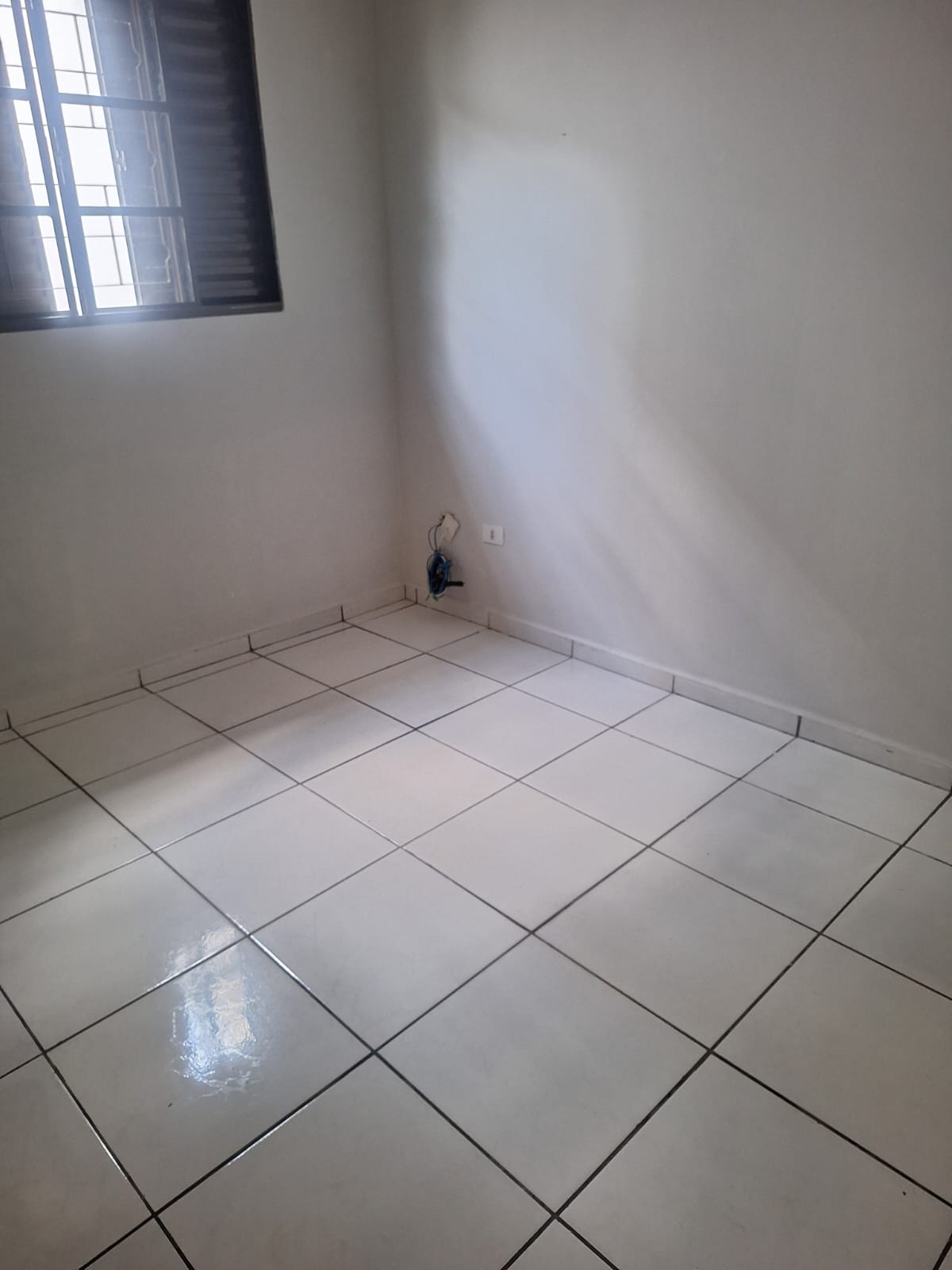 Casa para alugar 2 quartos + 1 suíte