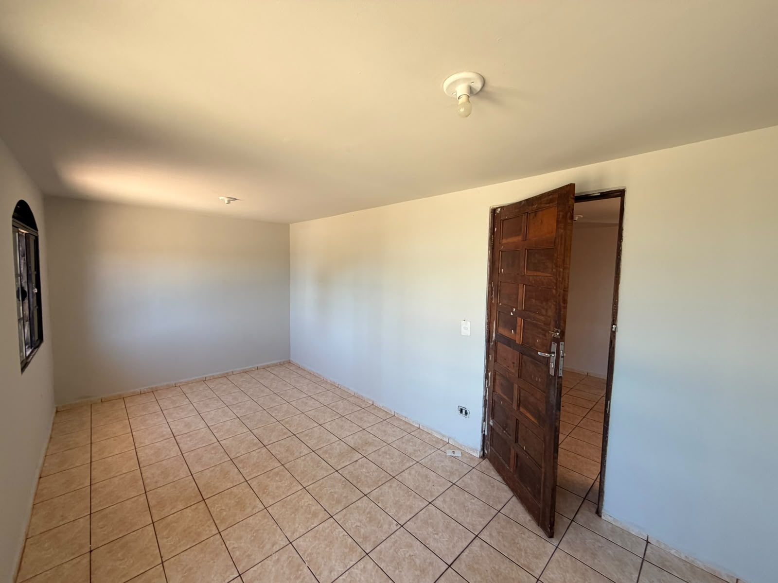 Casa com 2 Quartos, 80 m² e 4 Vagas no Jardim Liberdade - Maringá/PR