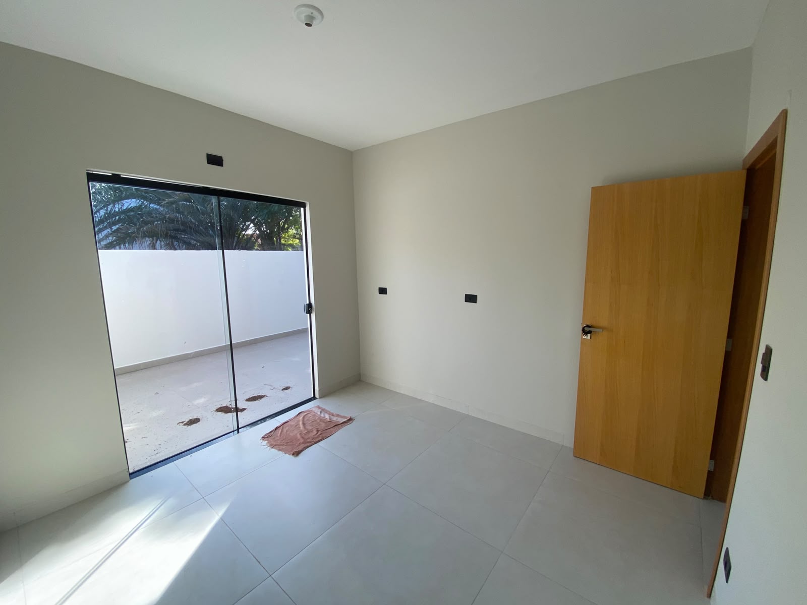 Sobrado com 4 Quartos e 130 m² no Jardim Montreal - Maringá/PR
