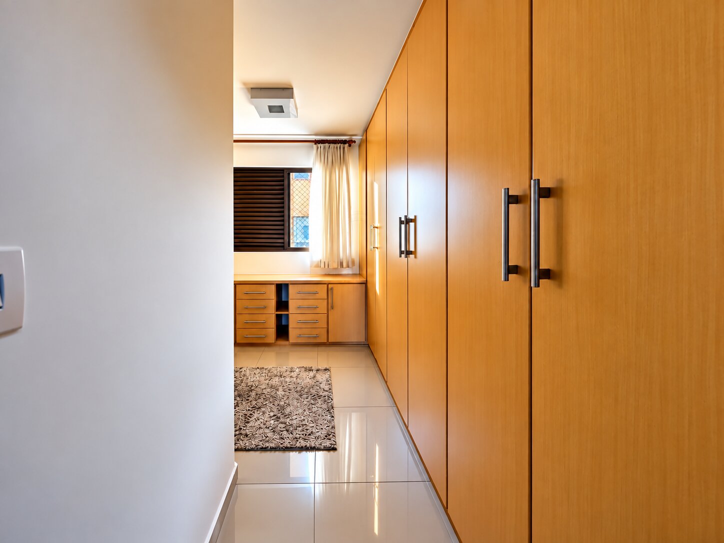 Seu Novo Lar na Zona 07 – 170 m², Mobiliado, Suíte e Garagem