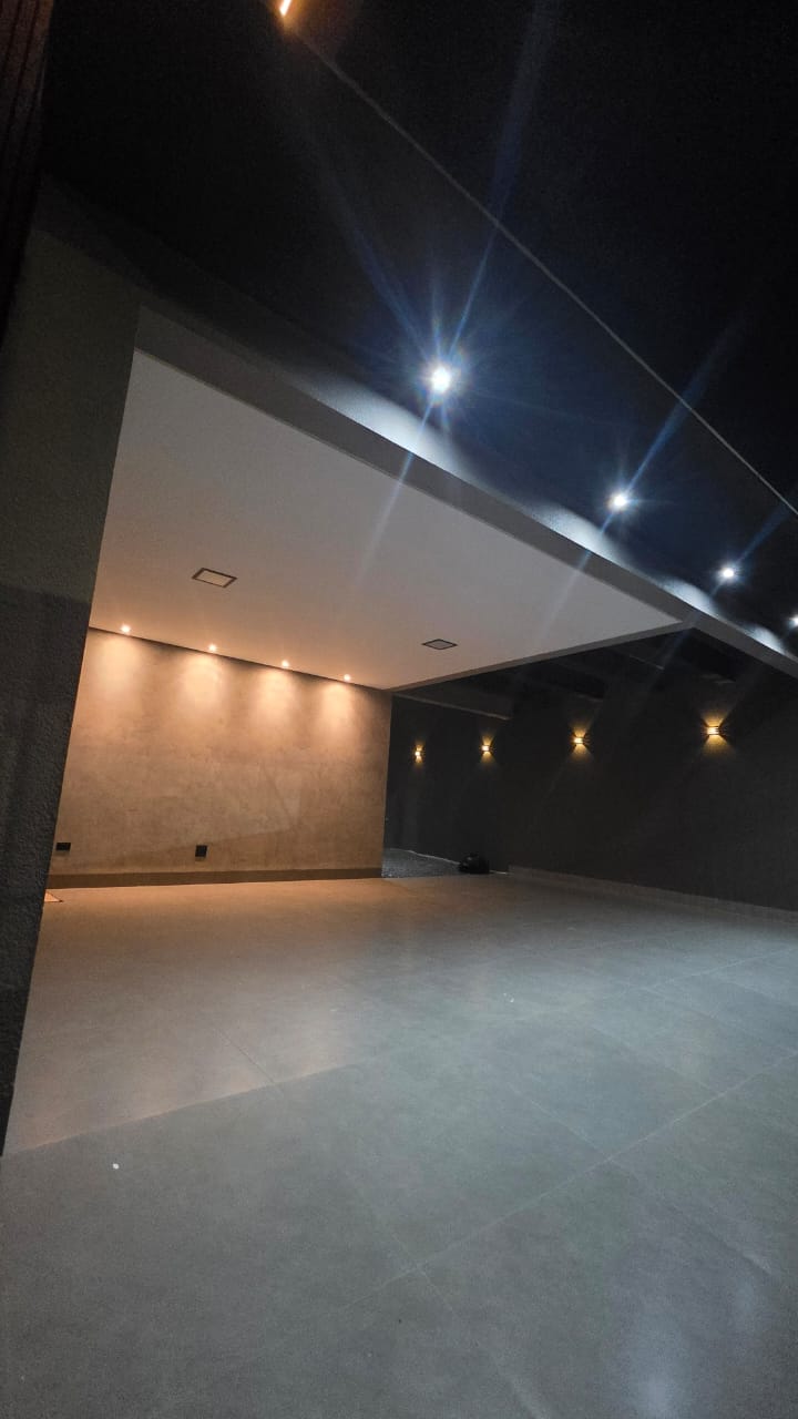 Excelente casa para locação/ venda  com 3 Suítes, 206 m² - Jardim Espanha, Maringá/PR