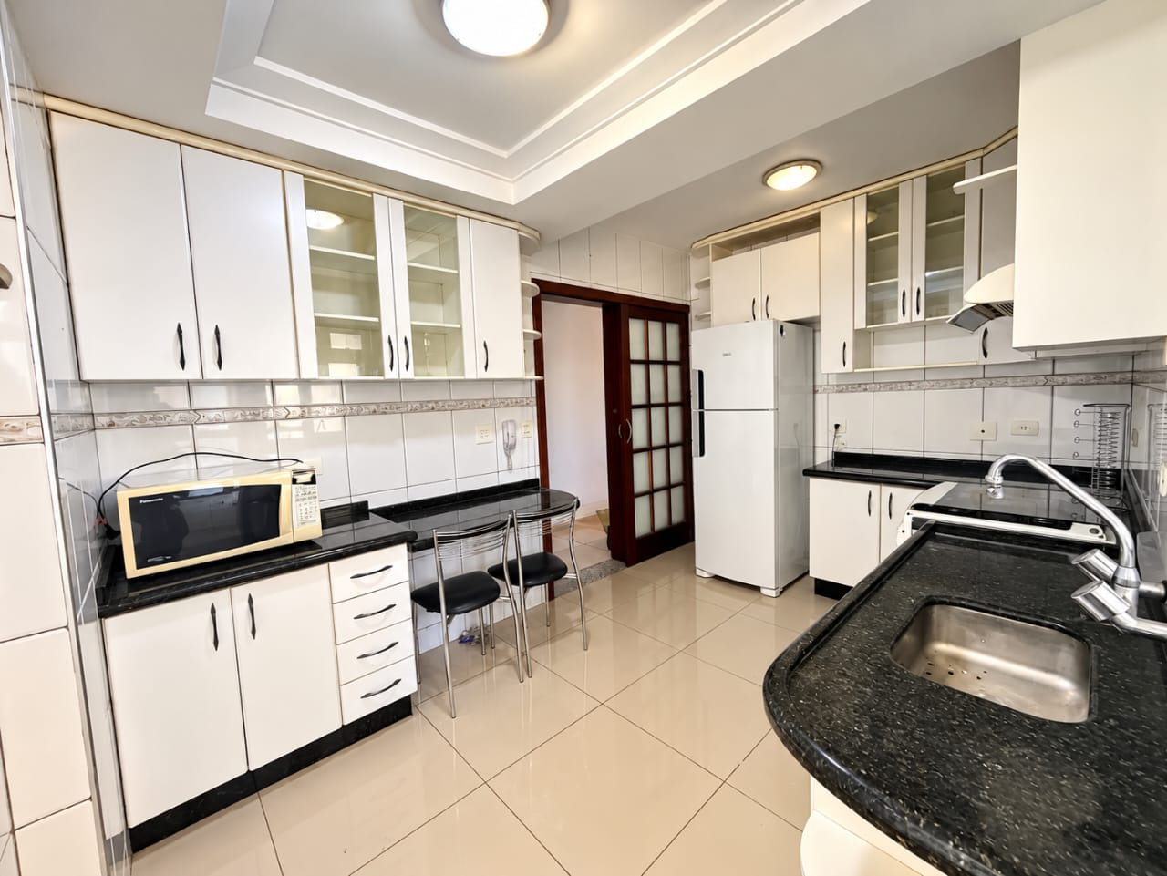 Seu Novo Lar na Zona 07 – 170 m², Mobiliado, Suíte e Garagem