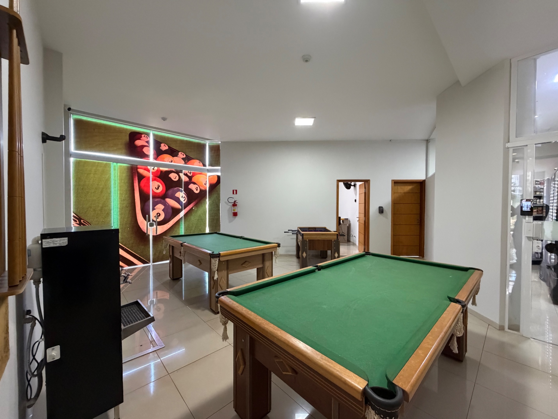 Apartamento com 3 Quartos e 80 m² na Zona 02 em Maringá/PR - 2 Vagas