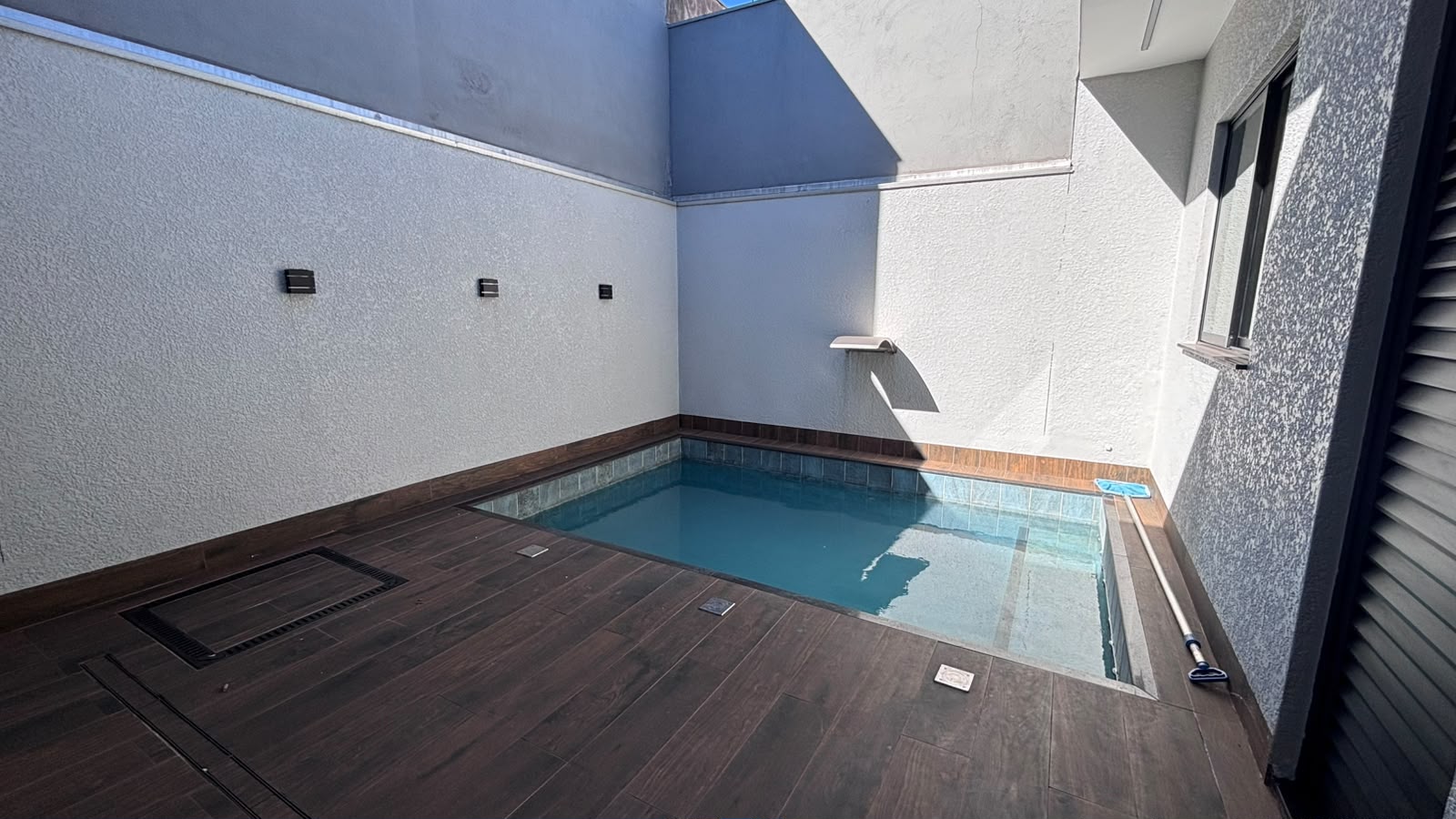 Casa com 3 dormitórios para alugar, 140 m² por R$ 4.500,00/mês - Parque Avenida - Maringá/PR