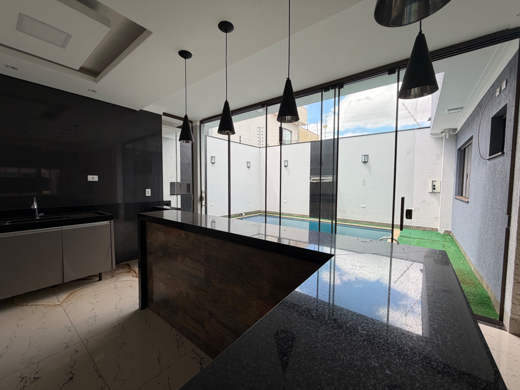 Casa com 3 Quartos e 150 m² no Jardim Munique - Maringá/PR