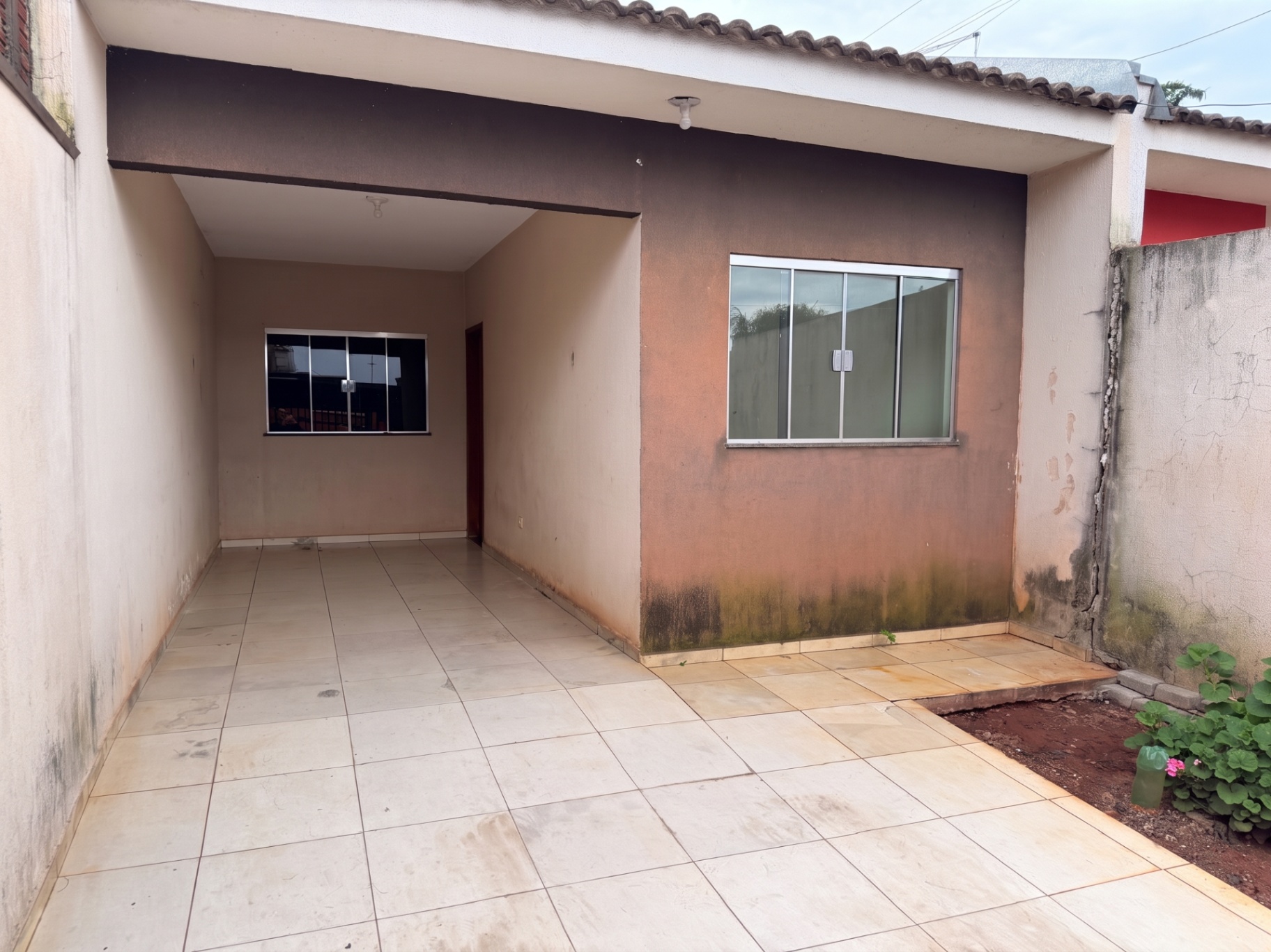 Casa com 2 Quartos, 80 m² e 2 Vagas - Jardim Verão, Sarandi/PR
