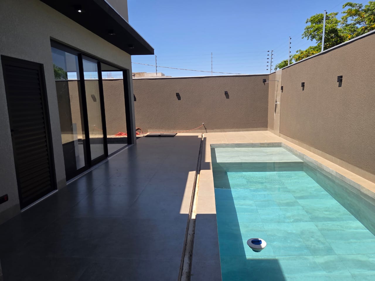Excelente casa para locação/ venda  com 3 Suítes, 206 m² - Jardim Espanha, Maringá/PR