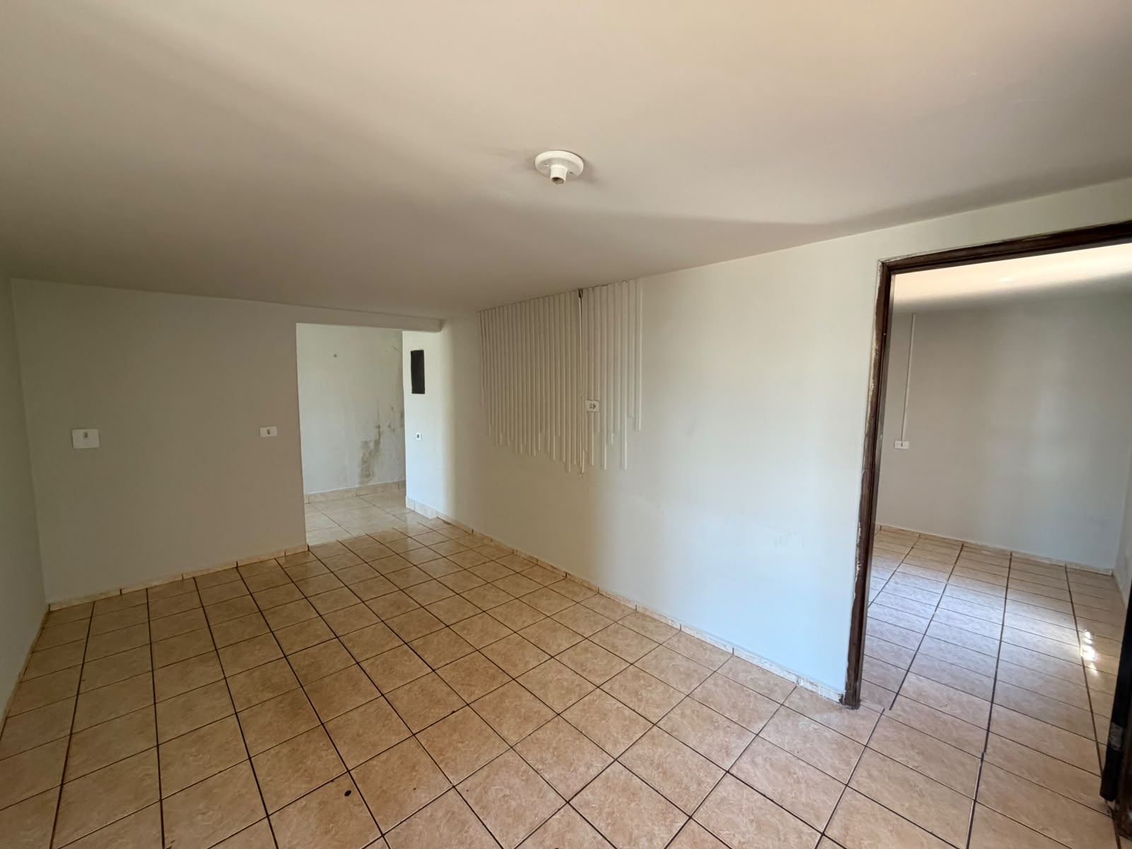 Casa com 2 Quartos, 80 m² e 4 Vagas no Jardim Liberdade - Maringá/PR