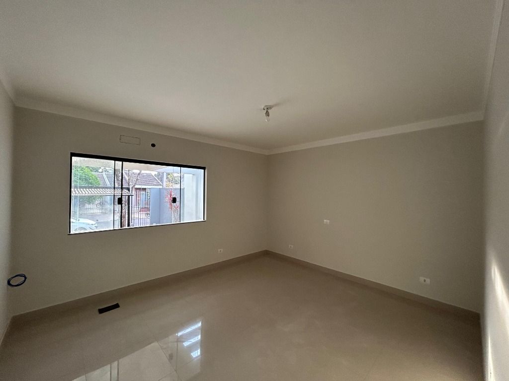 Casa com 3 Quartos, 130 m² - Jardim Alvorada, Maringá/PR