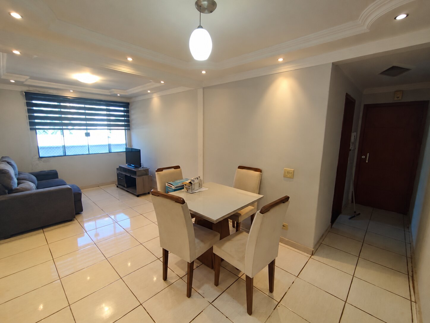 🏡 APARTAMENTO MOBILIADO PARA LOCAÇÃO | 3 QUARTOS E 2 VAGAS NA ZONA 07 ✨