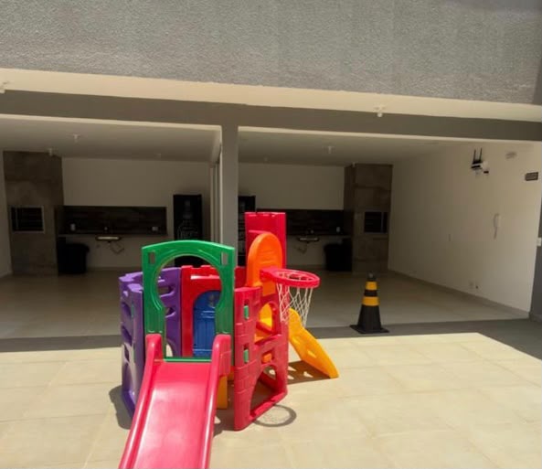 Apartamento com 1 Quarto e 52,79 m² - Parque Industrial, Maringá/PR