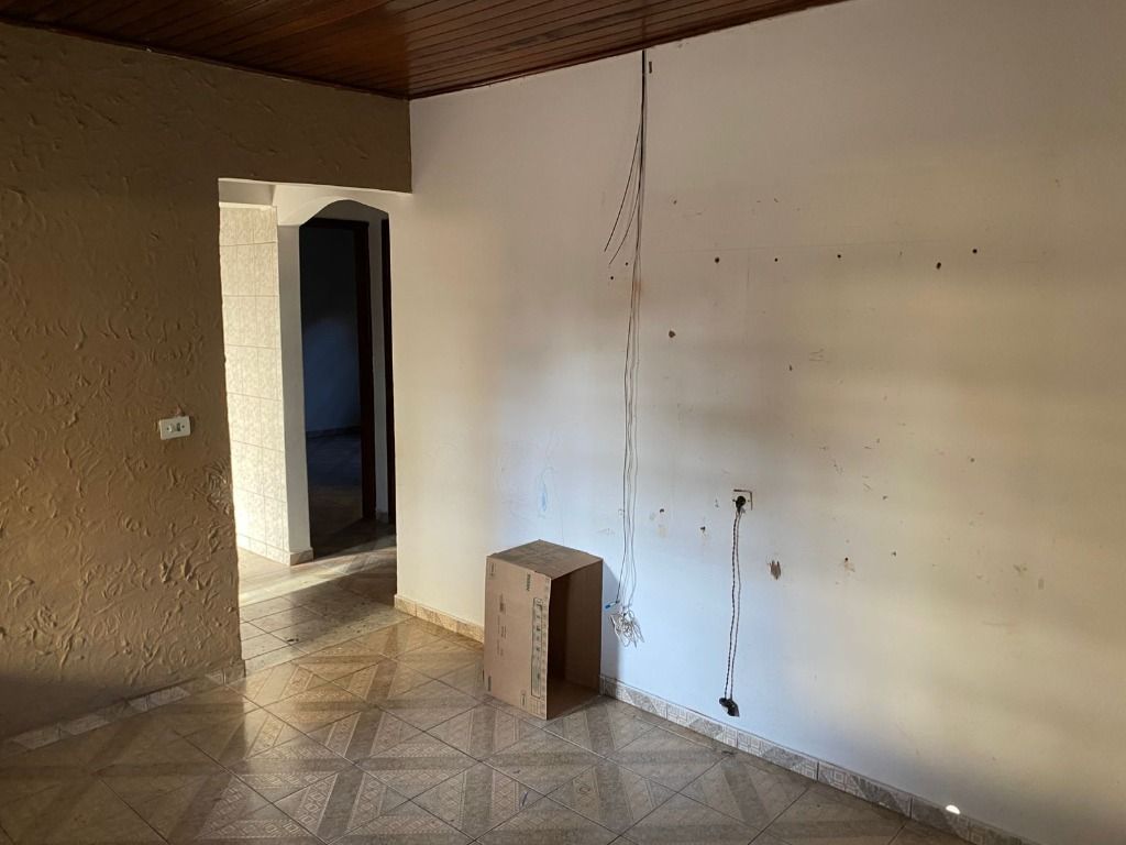 Casa com 3 Quartos, 80 m² - Jardim Campos Elísios, Maringá/PR