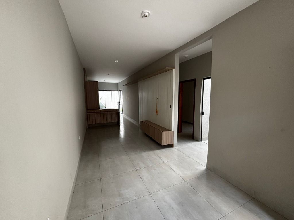 Casa com 3 Quartos, 120 m² e 2 Vagas - Jardim Everest, Maringá/PR