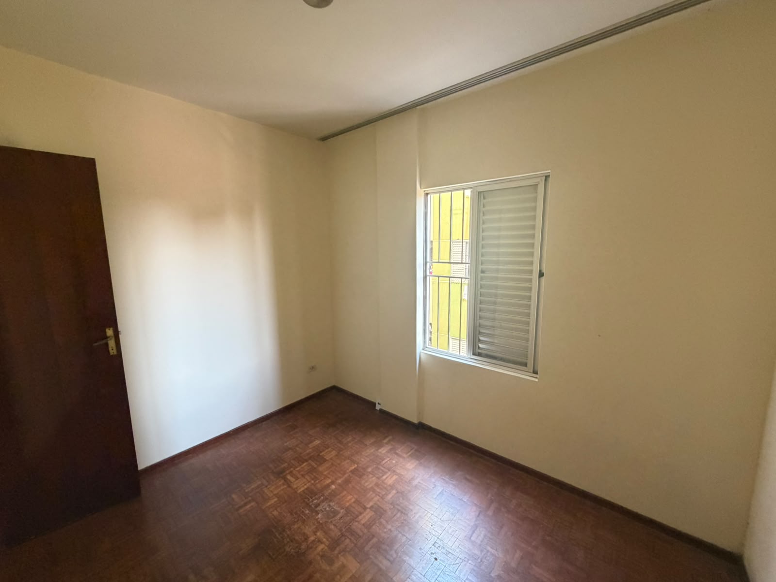Apartamento com 2 Quartos, 90 m² na Zona 07 - Maringá/PR