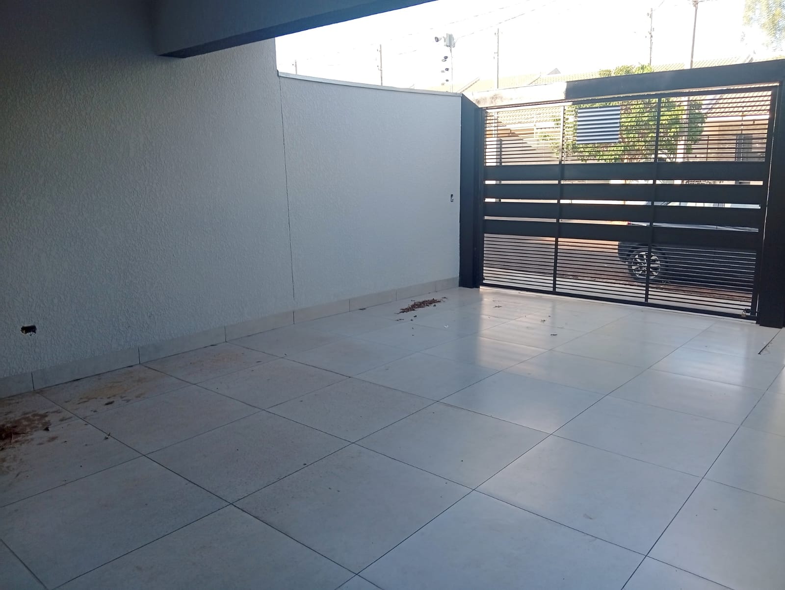 *Sua casa nova em Sarandi: suíte, churrasqueira e jardim de inverno!*
