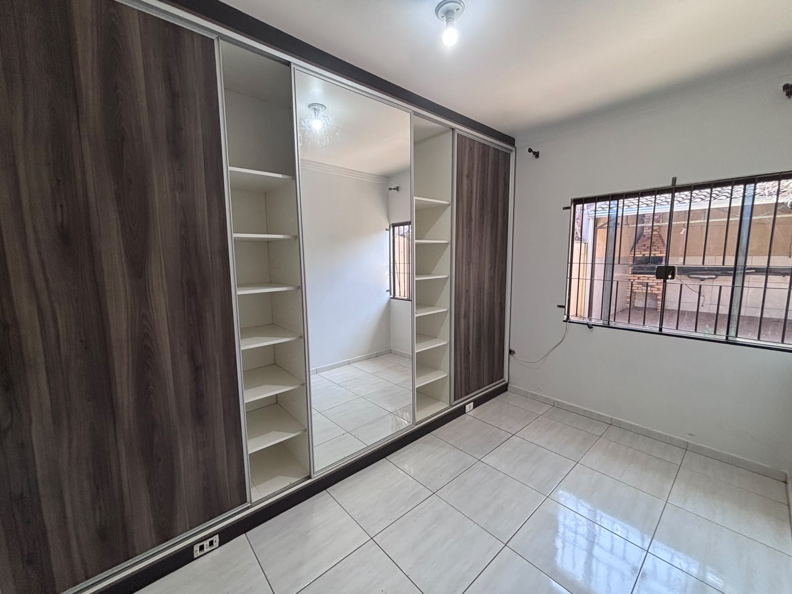 Casa com 3 Quartos e 2 Vagas, 100 m² - Parque Ouro Verde, Mandaguaçu/PR