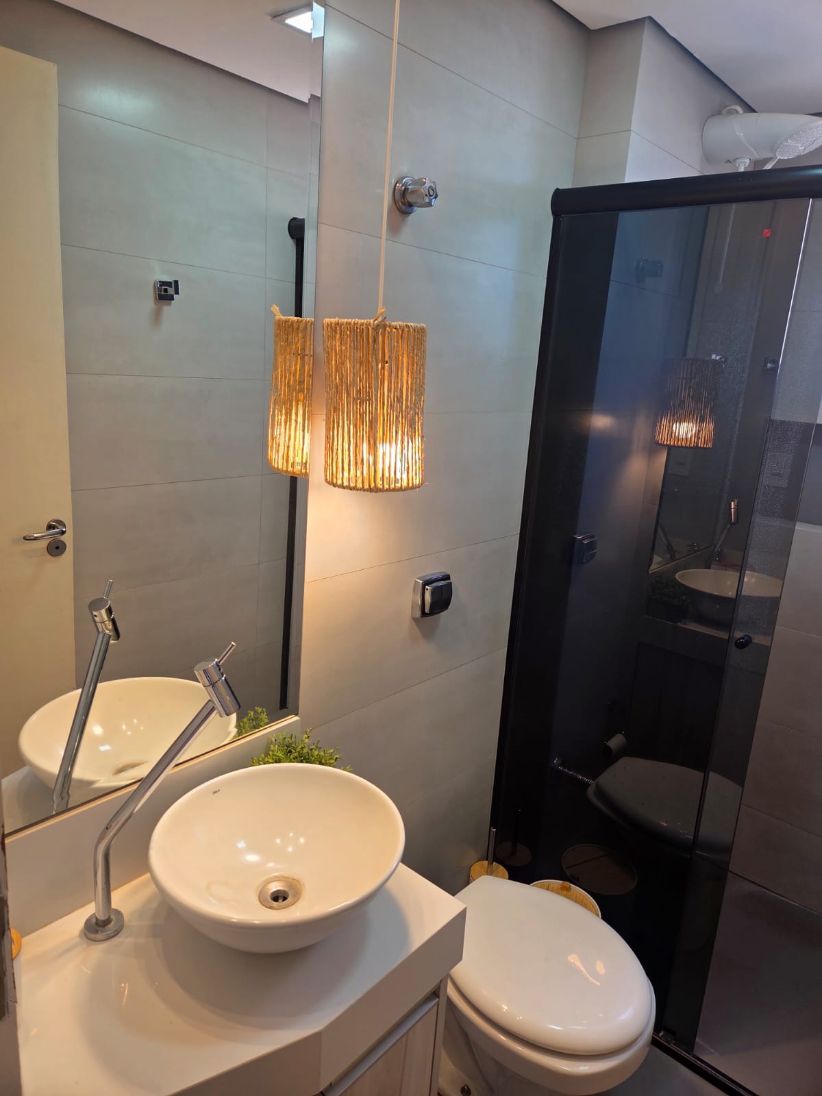 Apartamento Mobiliado para Locação com 2 Quartos no Jardim Ipanema – Maringá/PR