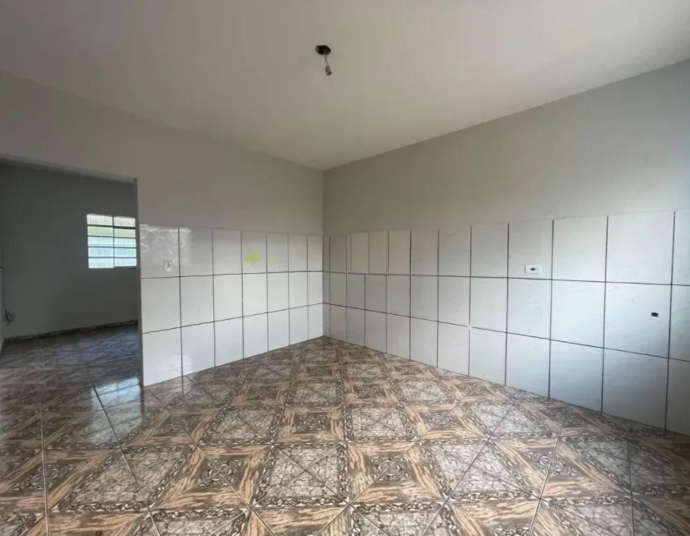 Casa para alugar com 2 Quartos em Maringá