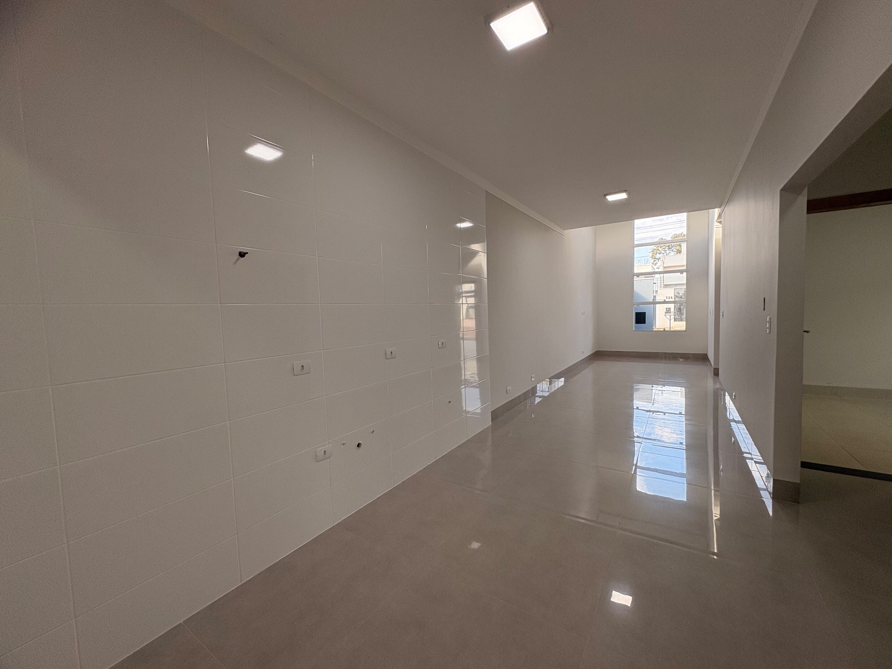 Casa para Venda com 1 suíte + 2 quartos  em Maringá-Pr