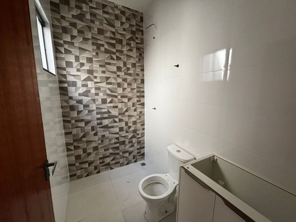 Casa com 3 Quartos, 120 m² e 2 Vagas - Jardim Everest, Maringá/PR