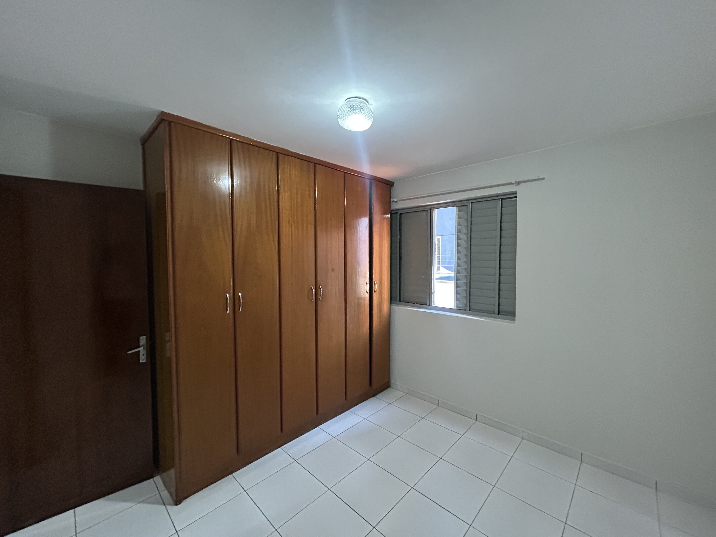 Apartamento com 3 Quartos e 120 m² na Zona 07 - Maringá/PR