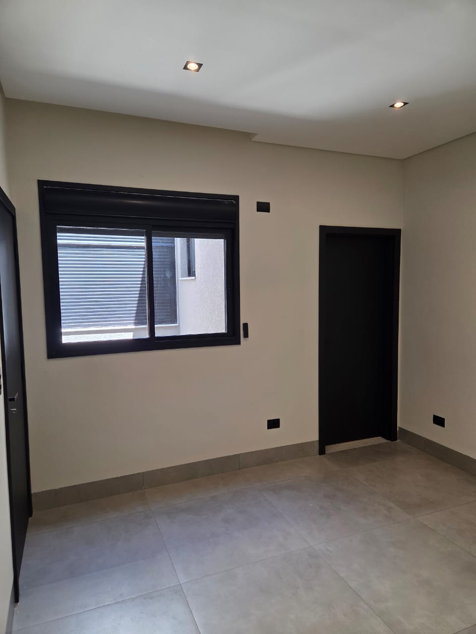 Excelente casa para locação/ venda  com 3 Suítes, 206 m² - Jardim Espanha, Maringá/PR