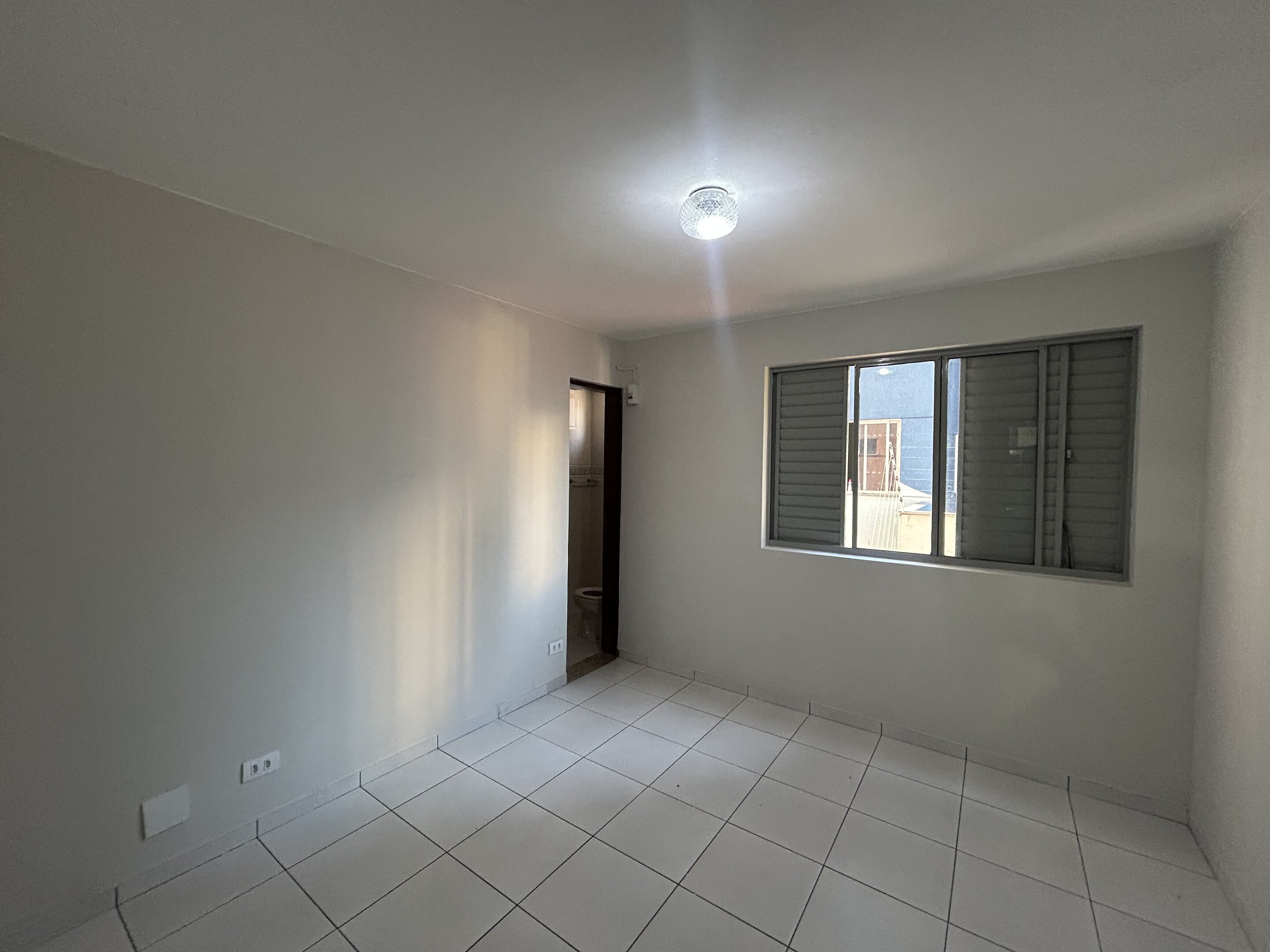 Apartamento com 3 Quartos e 120 m² na Zona 07 - Maringá/PR