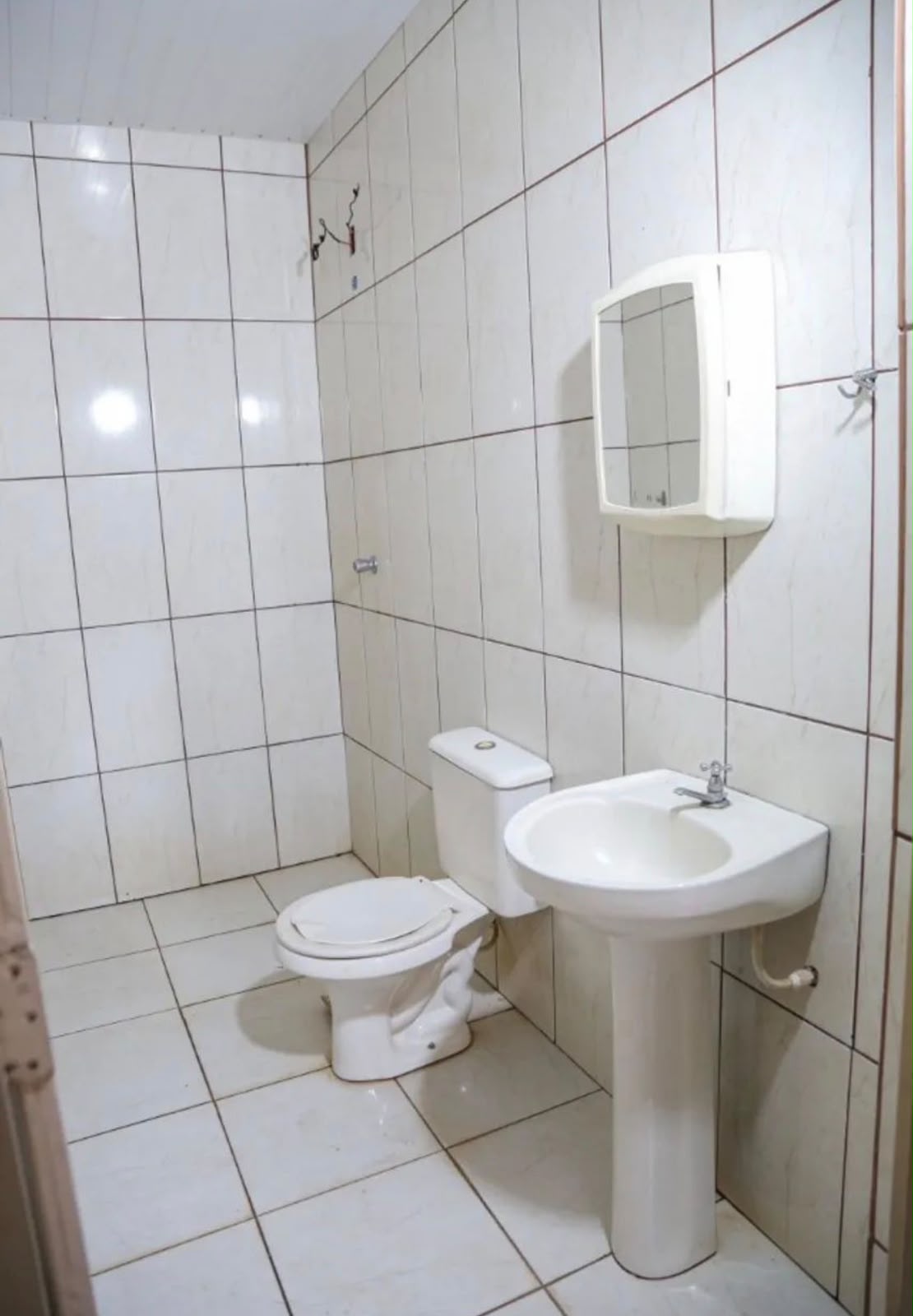 Edícula para Locação com 1 Quarto e Vaga de Garagem