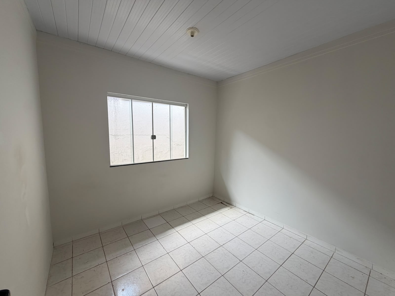 Casa com 2 Quartos e 70m² à Venda no Jardim Liberdade III, Maringá/PR