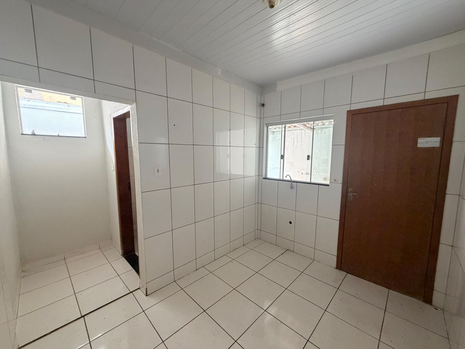 Casa com 2 Quartos e 70m² à Venda no Jardim Liberdade III, Maringá/PR