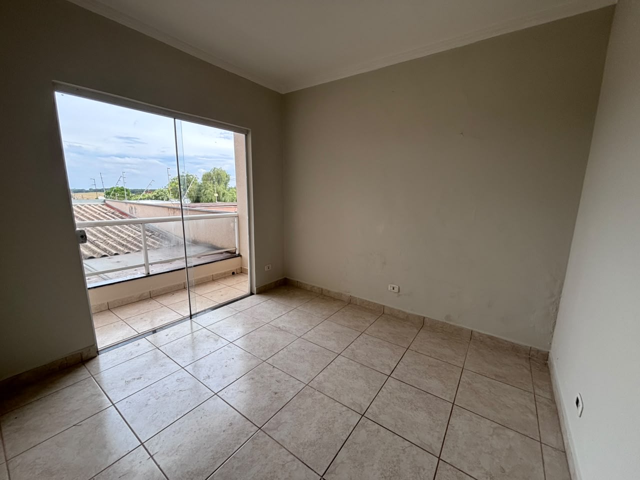 Kitnet com 1 Quarto, 35 m² - Jardim São Clemente, Maringá/PR