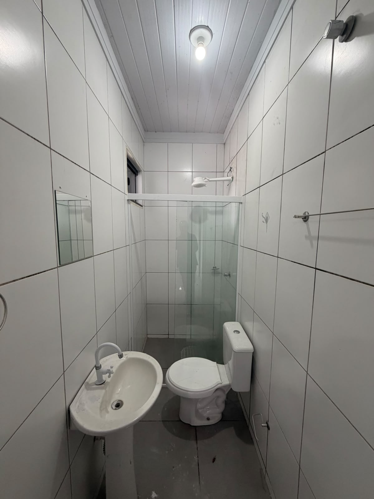 Kitnet com 1 Quarto e 30 m² na Vila Christino - Maringá/PR