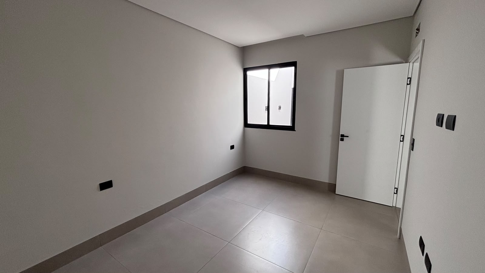Casa com 3 dormitórios para alugar, 140 m² por R$ 4.500,00/mês - Parque Avenida - Maringá/PR