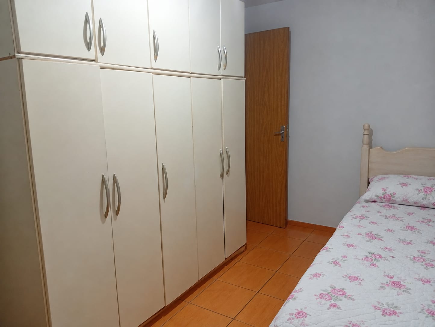 **Apartamento de 3 quartos com garagem e elevador no Edifício Lírios**