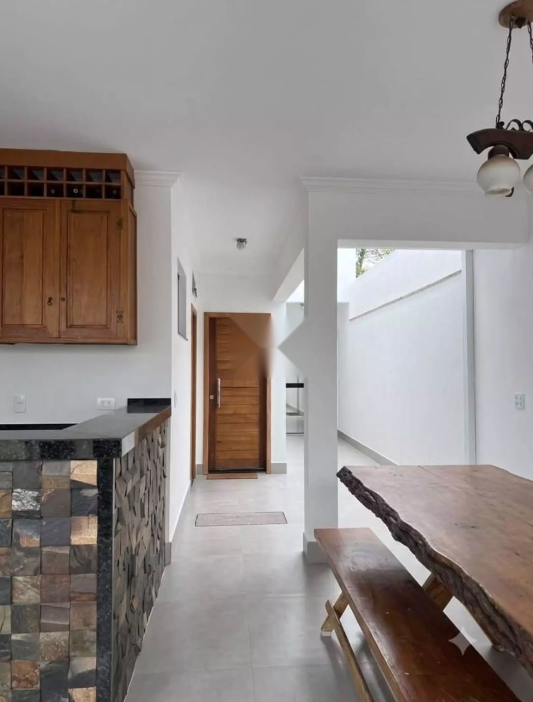 Sobrado com 4 Quartos e 150 m² no Jardim Novo Oásis - Maringá/PR
