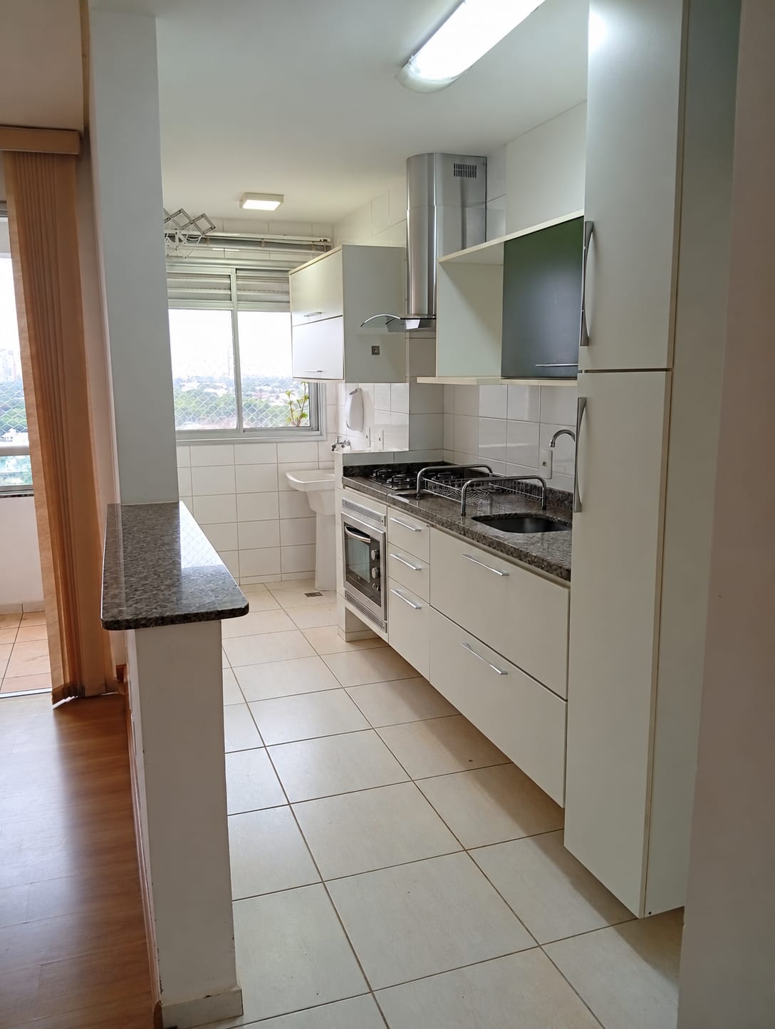 **Apartamento com Suíte, Sacada com Churrasqueira e Lazer Completo na Vila Cleópatra**