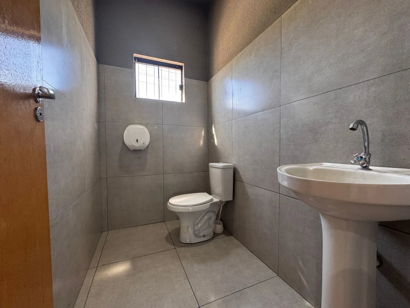 Seu negócio pode operar por duas ruas: salão de 342 m² no Bom Jardim por R$ 7.500/mês