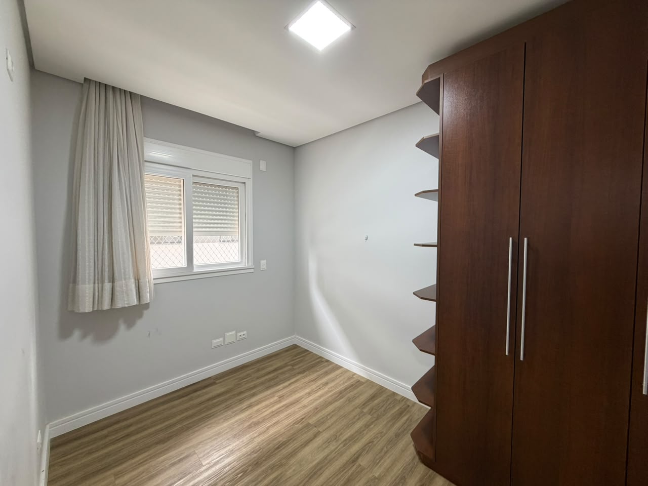 Apartamento com 3 Quartos, 116m² e 2 Vagas na Zona 07 - Maringá/PR