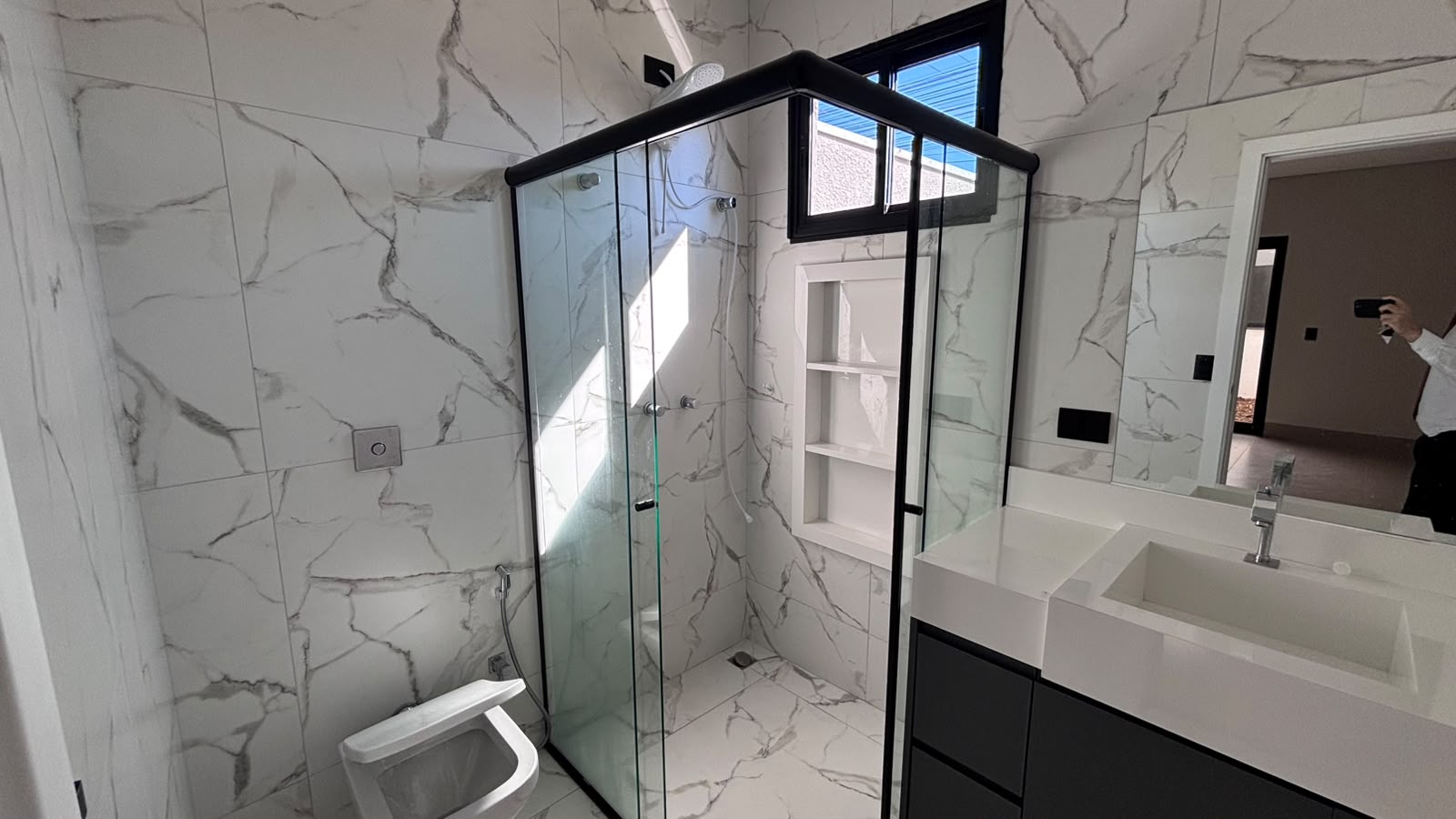 Casa com 3 dormitórios para alugar, 140 m² por R$ 4.500,00/mês - Parque Avenida - Maringá/PR