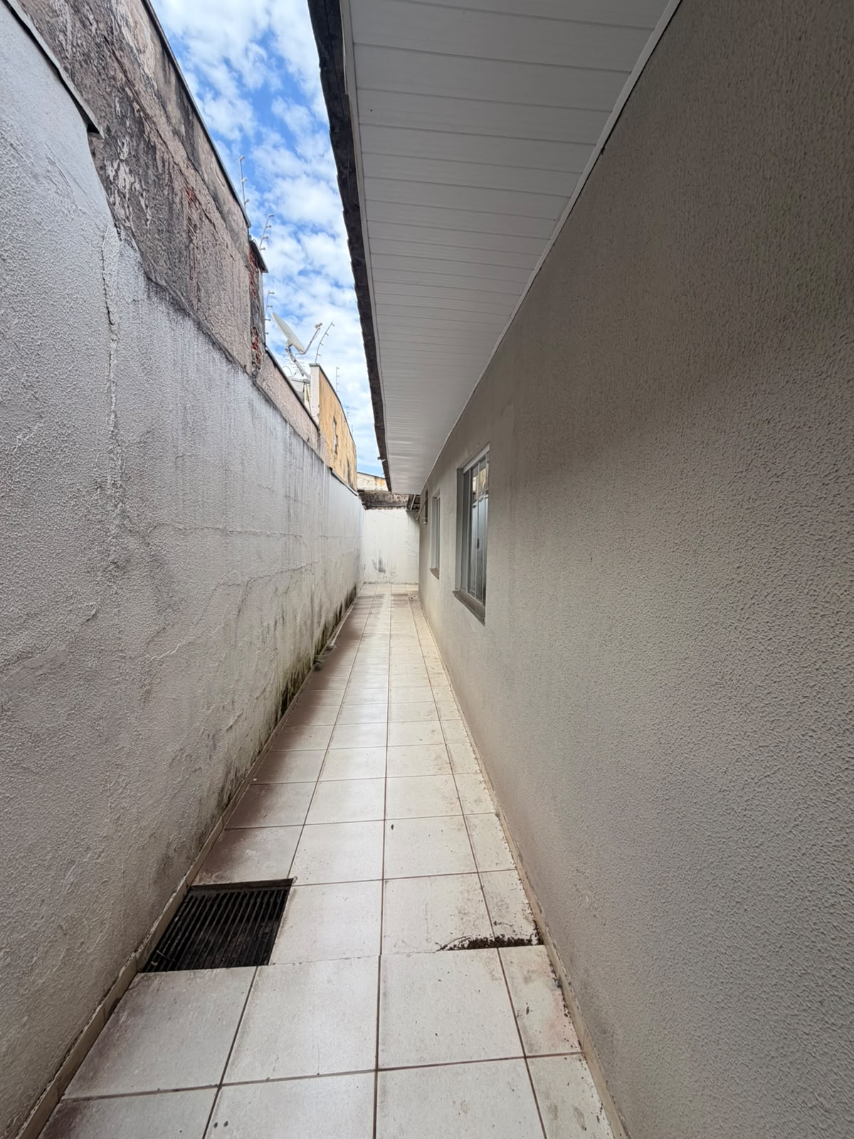 Casa com 2 Quartos e 70m² à Venda no Jardim Liberdade III, Maringá/PR