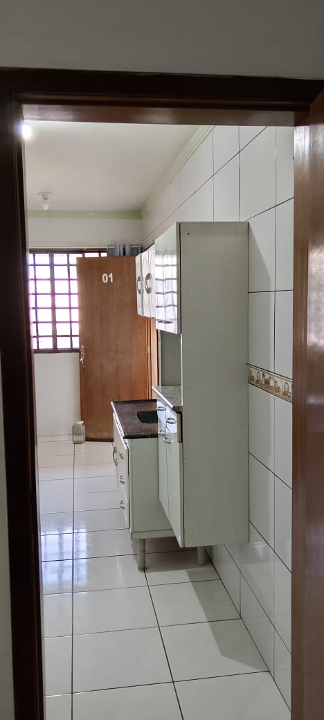 Apartamento  com 1 quarto e sacada em Maringá