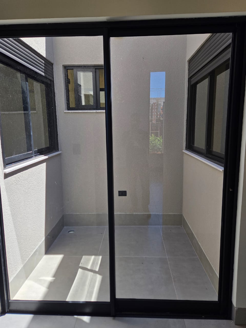 Excelente casa para locação/ venda  com 3 Suítes, 206 m² - Jardim Espanha, Maringá/PR