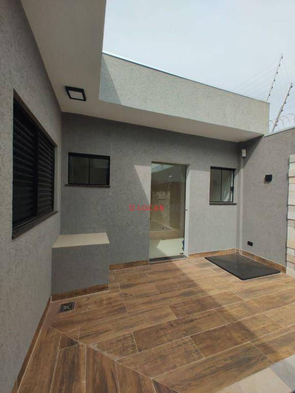 Casa com 3 dormitórios à venda, 141 m² por R$ 850.000,00 - Bom Jardim - Maringá/PR