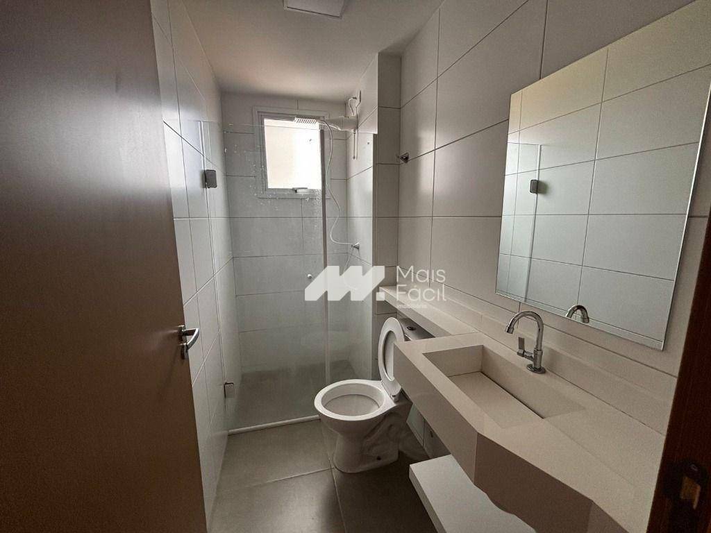 Apartamento com 2 dormitórios para alugar, 50 m² por R$ 2.300,00/mês - Jardim Aclimação - Maringá/PR